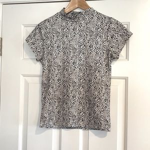 Olivia Rae Short Sleeve Leopard Print Top